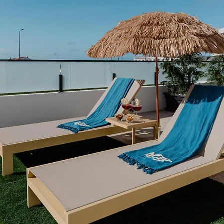 Willa Silver Coast Sunset View